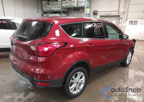 2019 Ford Escape Se из США, поврежденный, VIN 1FMCU9GD0KUA37362